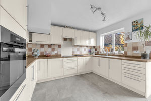 Photo 17- click for photo gallery